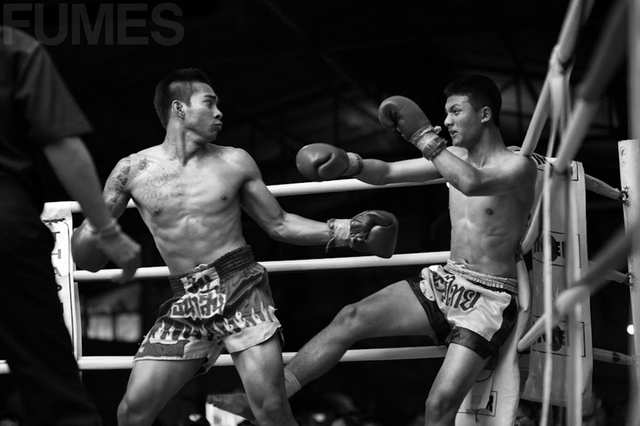 Fumes - Muay Thai Round 1 - photo by ALEJANDRO PLESCH