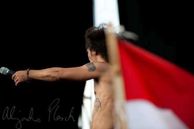 Fumes - Slank and Slankers - photo by ALEJANDRO PLESCH