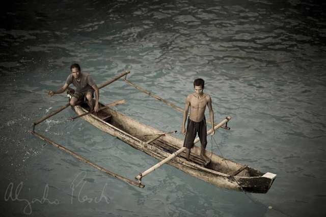 Fumes - Sumba's Kodi - photo by ALEJANDRO PLESCH
